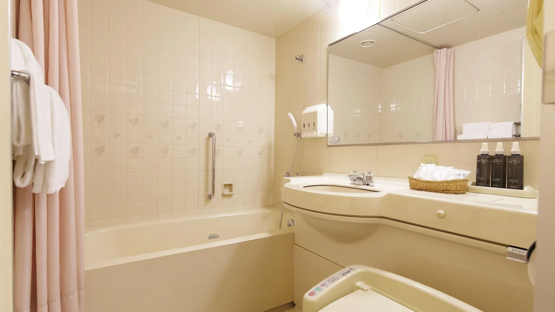 Hotel New Hankyu Osaka Annex