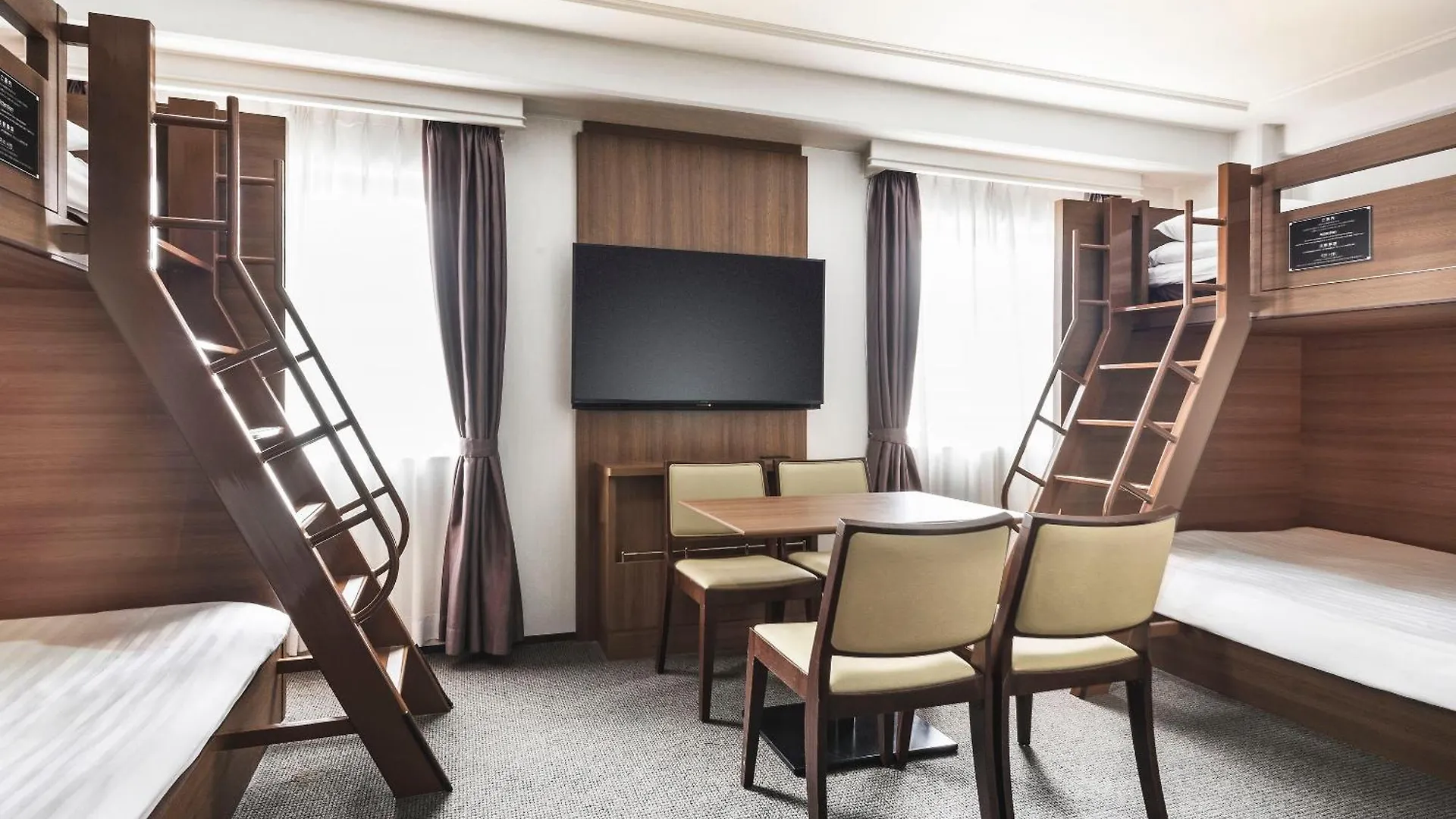 ***  Hotel New Hankyu Osaka Annex Japan