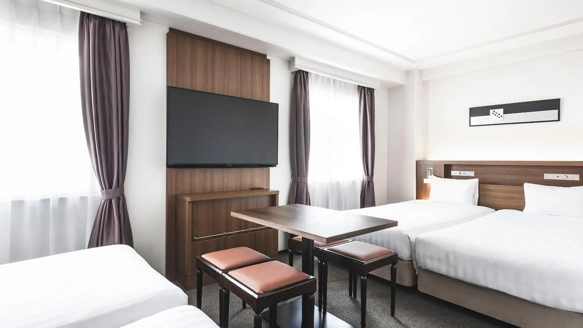 Hotel New Hankyu Osaka Annex 3*,  Япония